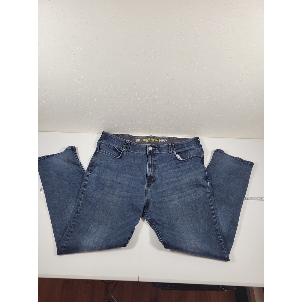 Lee Extreme Motion MVP Jeans Mens 44x34 Blue Good Straight Tapered Stretch